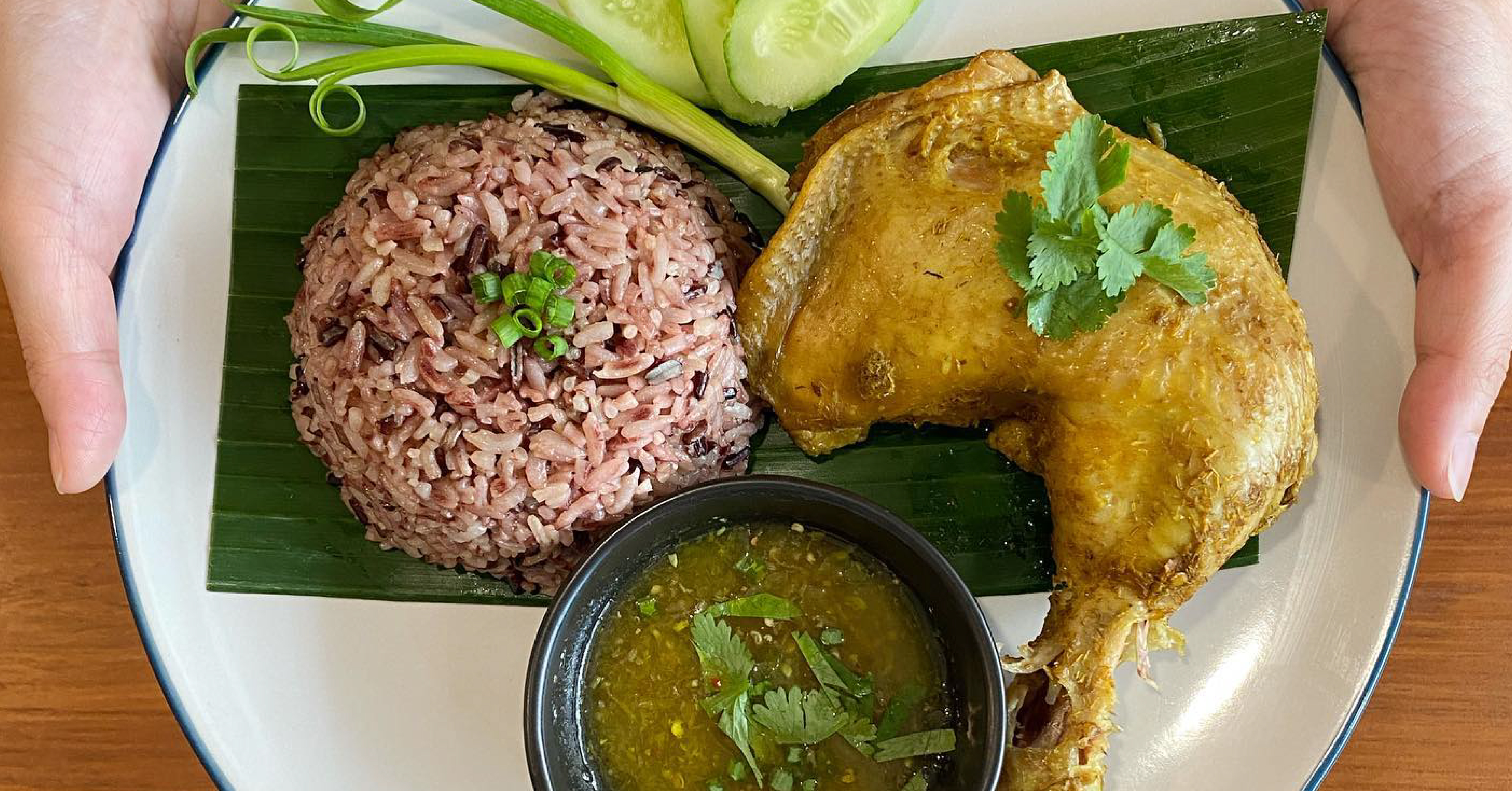 27. ไก่นึ่งสมุนไพร ข้าวกล้อง